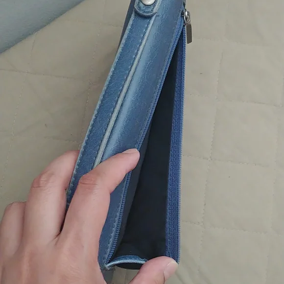 Matt & Nat Wallet - Picture 5 of 10